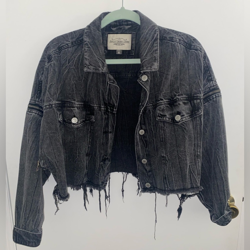 Black cropped jean jacket
